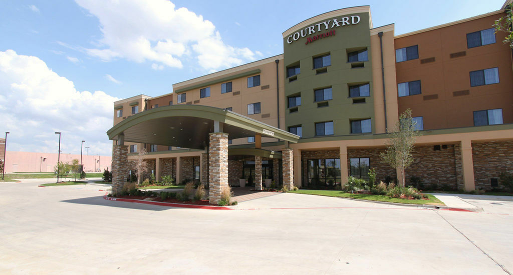 Courtyard Fort Worth West At Cityview Kültér fotó